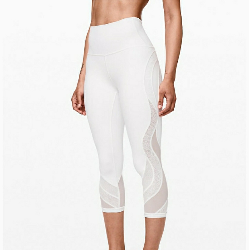Lululemon Wunder Under Crop Lace